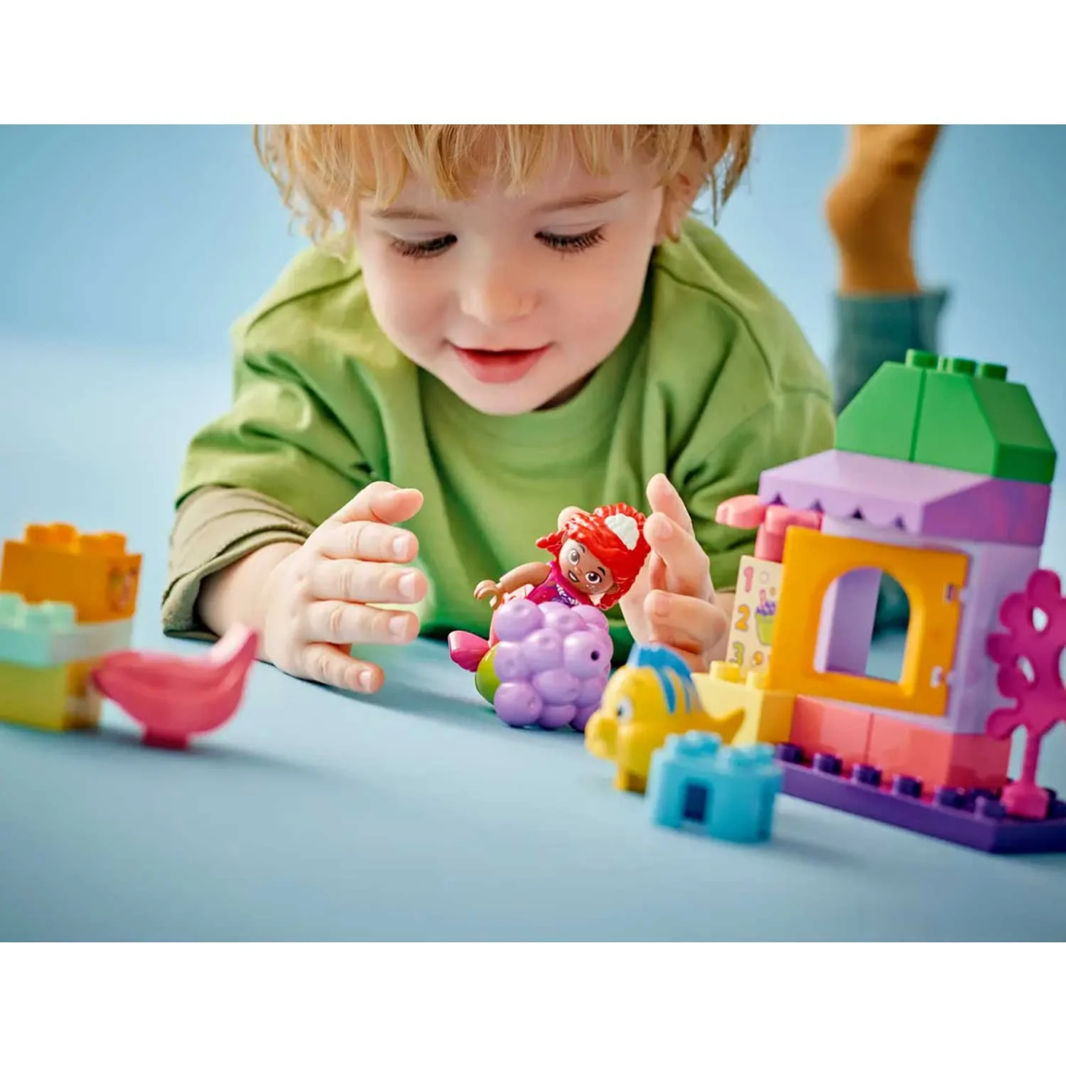 LEGO - Duplo Disney: Il Chiosco Del Caffè Di Ariel E Flounder 10420 - Image 6