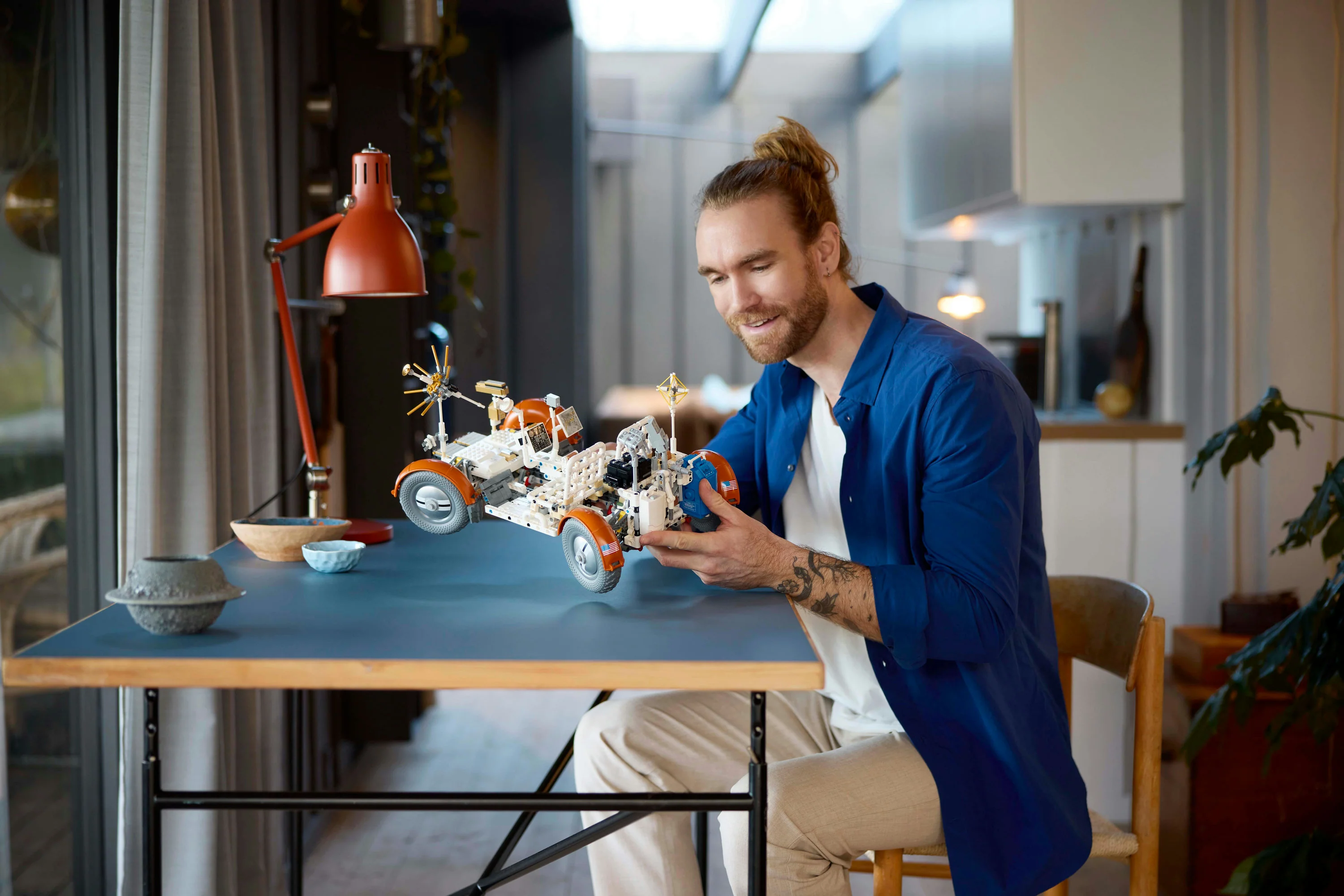 LEGO - Rover lunare NASA Apollo 42182 - Image 28