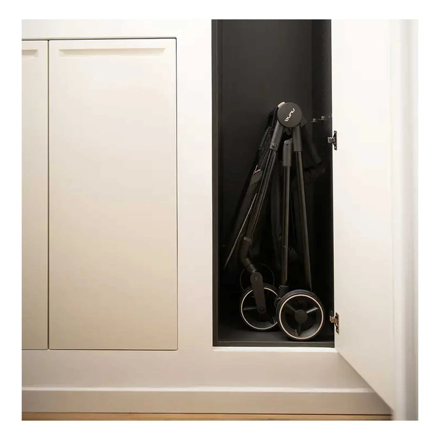 Nuna - Trio: Passeggino Ixxa + Navicella Lytl + S.A. Pipa Next Isize - Image 12