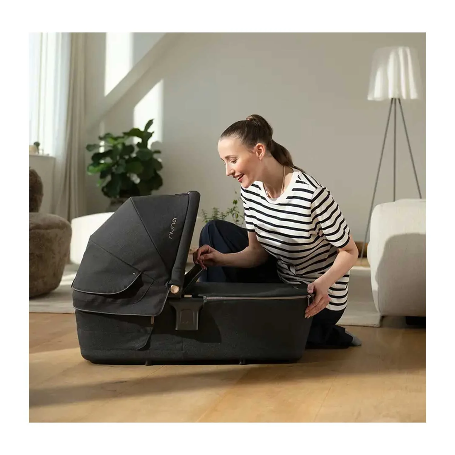 Nuna - Trio: Passeggino Ixxa + Navicella Lytl + S.A. Pipa Next Isize - Image 18