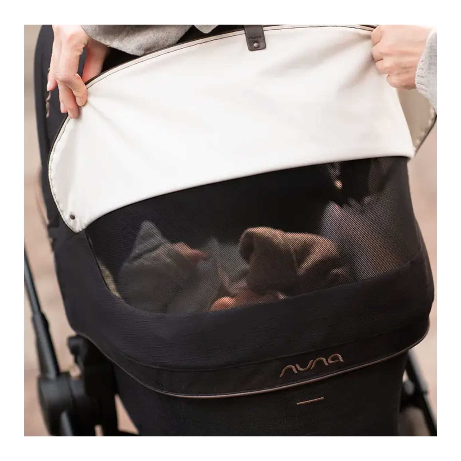 Nuna - Trio: Passeggino Ixxa + Navicella Lytl + S.A. Pipa Next Isize - Image 22